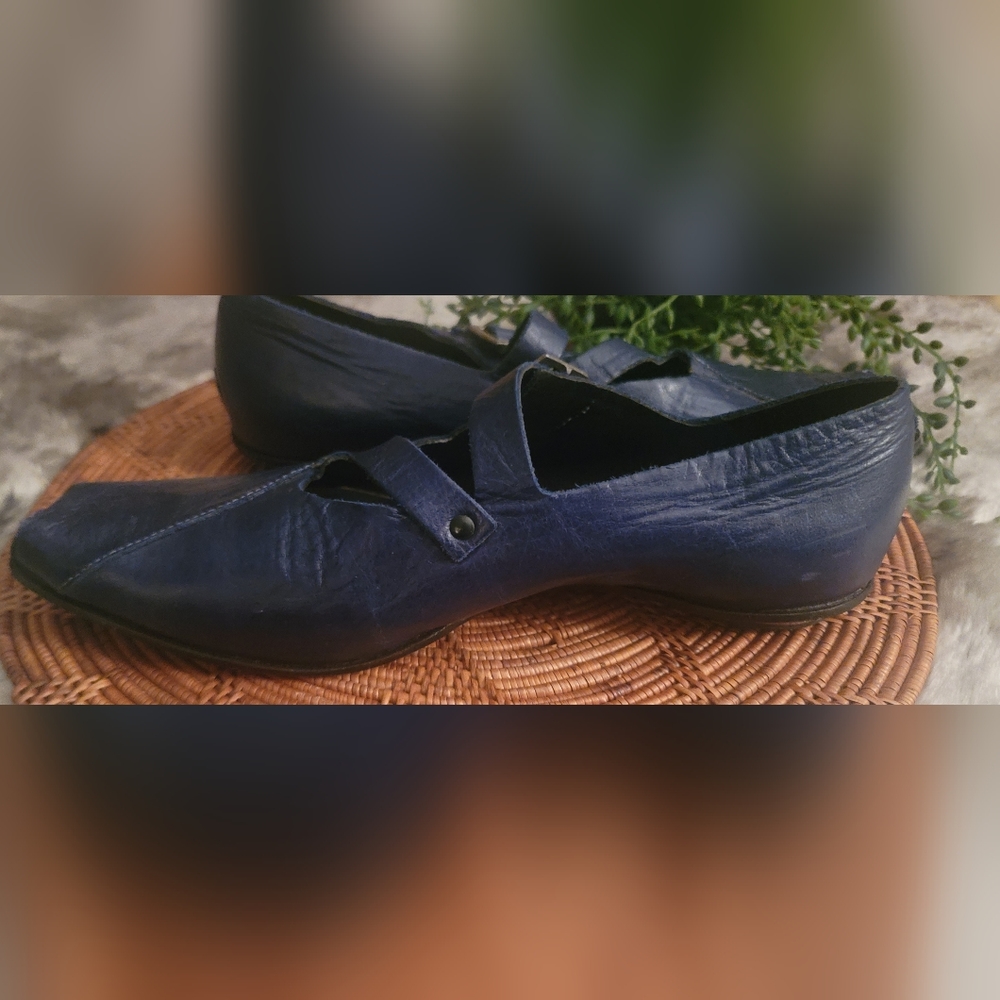 Cydwoq USA  handmade shoes   39 1/2